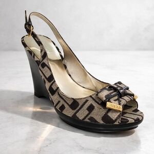 GUESS ♥︎ Rare Vintage Monogram Wedge Slingback Heels | Size 7